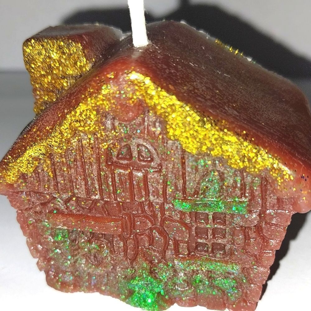 Hand crafted limited edition Gingerbread house candle
